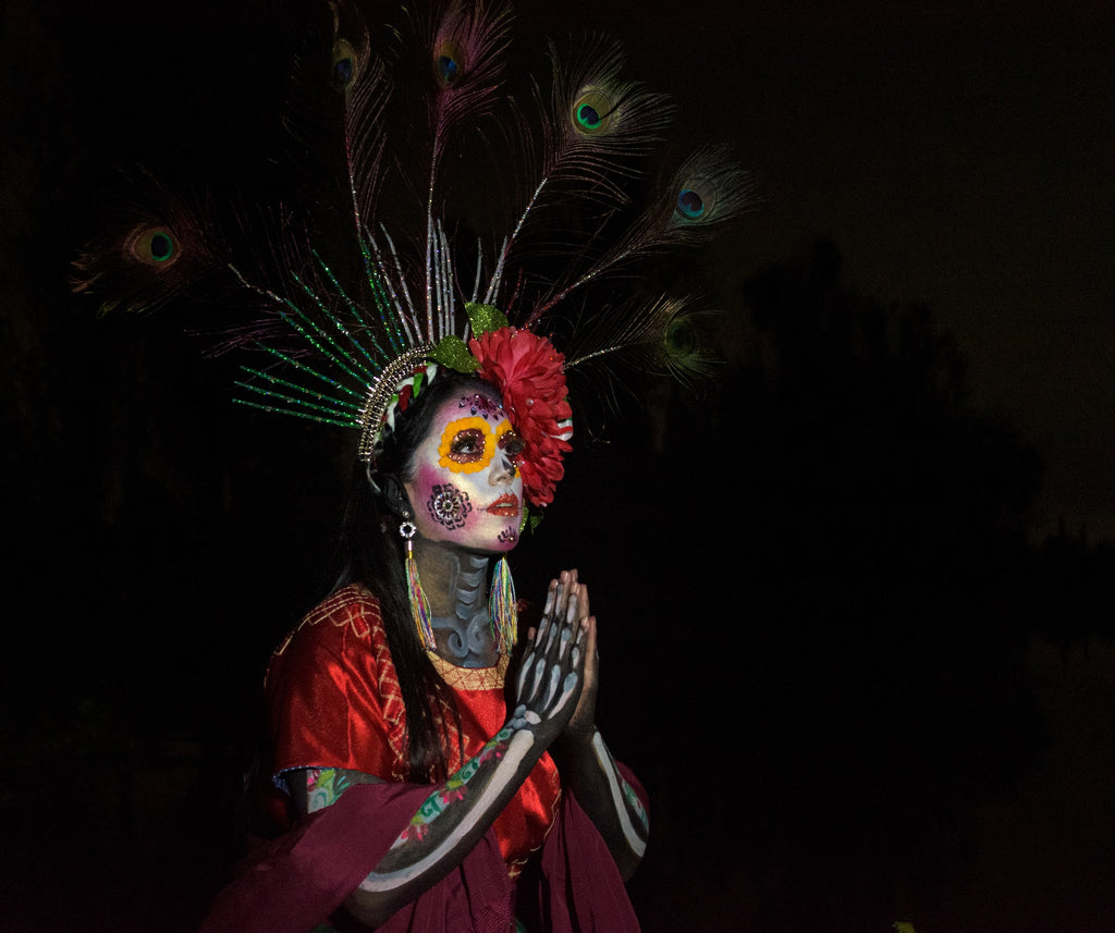 How to Make an Ofrenda for Día de Los Muertos