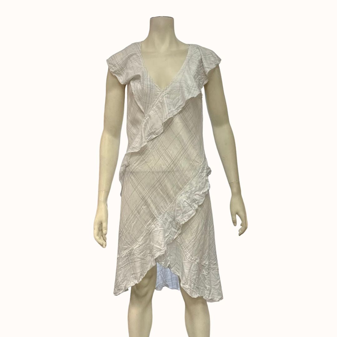 Max Studio London White Sleeveless Tiered Ruffled Shift Dress, Size Sm Vanessa Jane Max Studio London White Sleeveless Tiered Ruffled Shift Dress, Size Sm Vanessa Jane