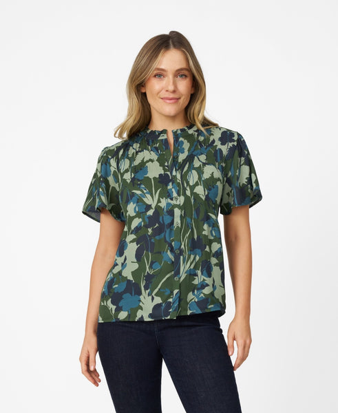 Cable and Gauge Womens Flutter Sleeve Pleated Top, small