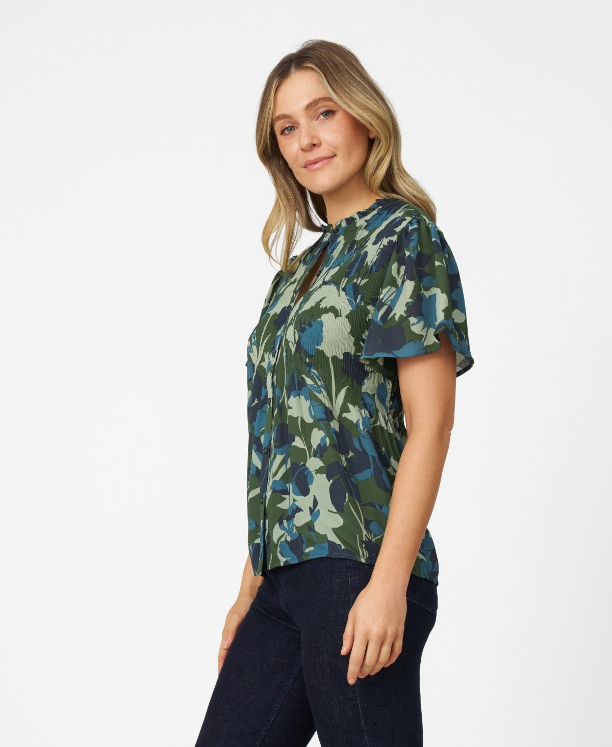 Cable and Gauge Womens Flutter Sleeve Pleated Top - Shadow Flower