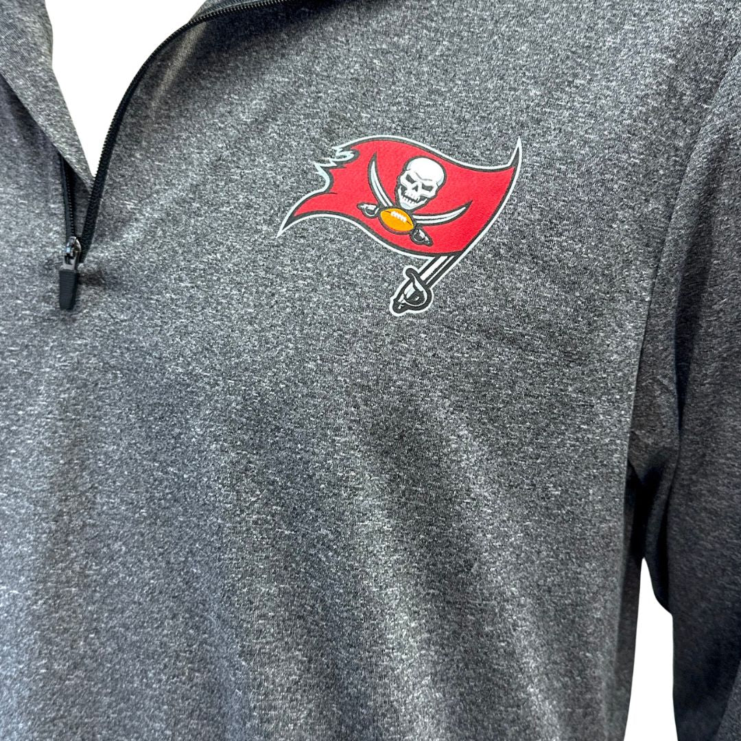 Mens Tampa Bay Buccaneers Logo Pacer Anthracite Half-Zip Pullover, Size Large