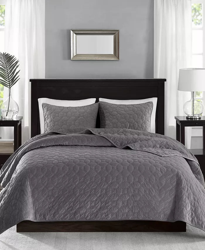 Madison Park Harper Faux Velvet Reversible 3 Piece Coverlet Set