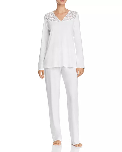 Hanro Womens Moments Long Sleeve Pajama Set in White, Size Small