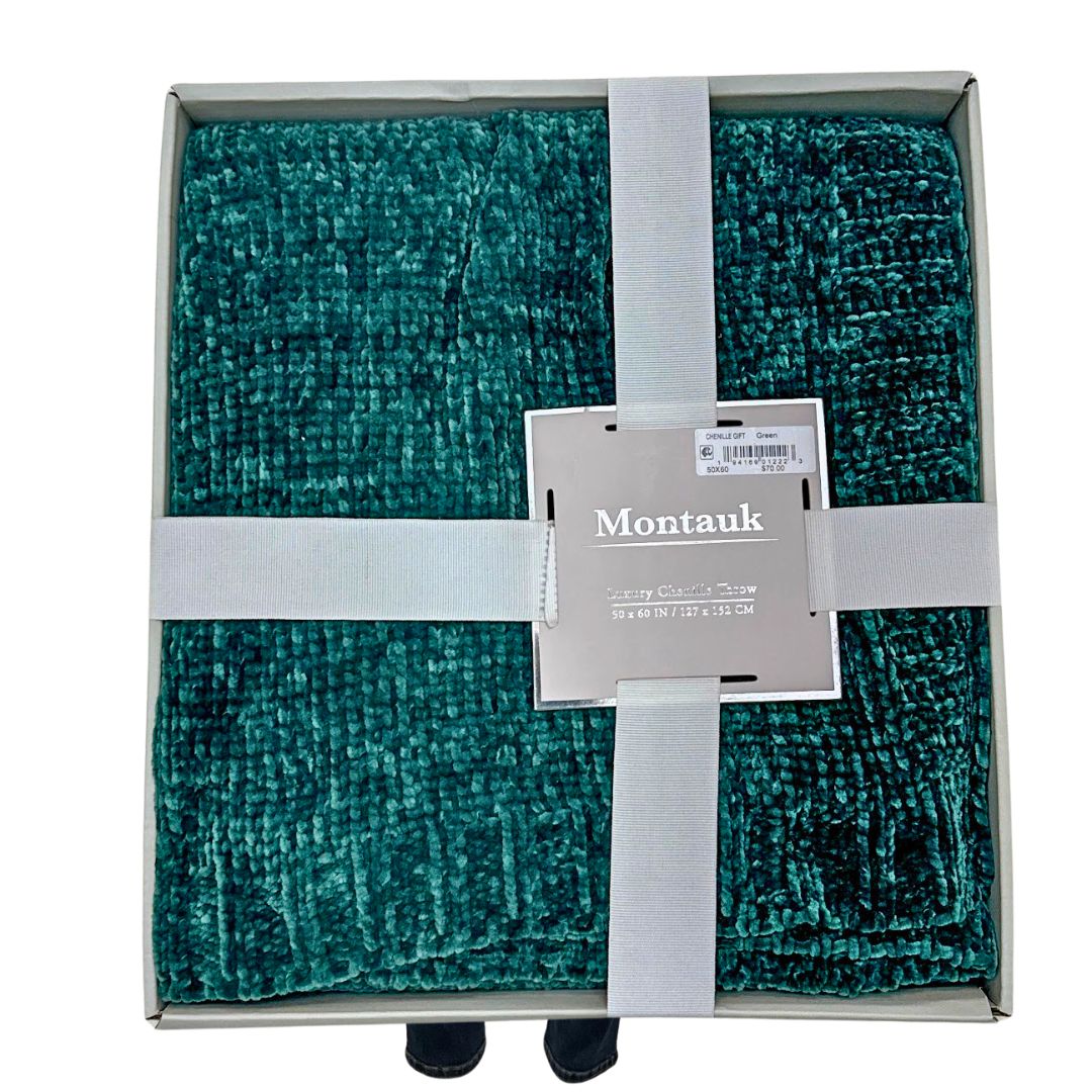 Montauk Chenille Luxe Throw Boxed Gift Set, 50 X 60