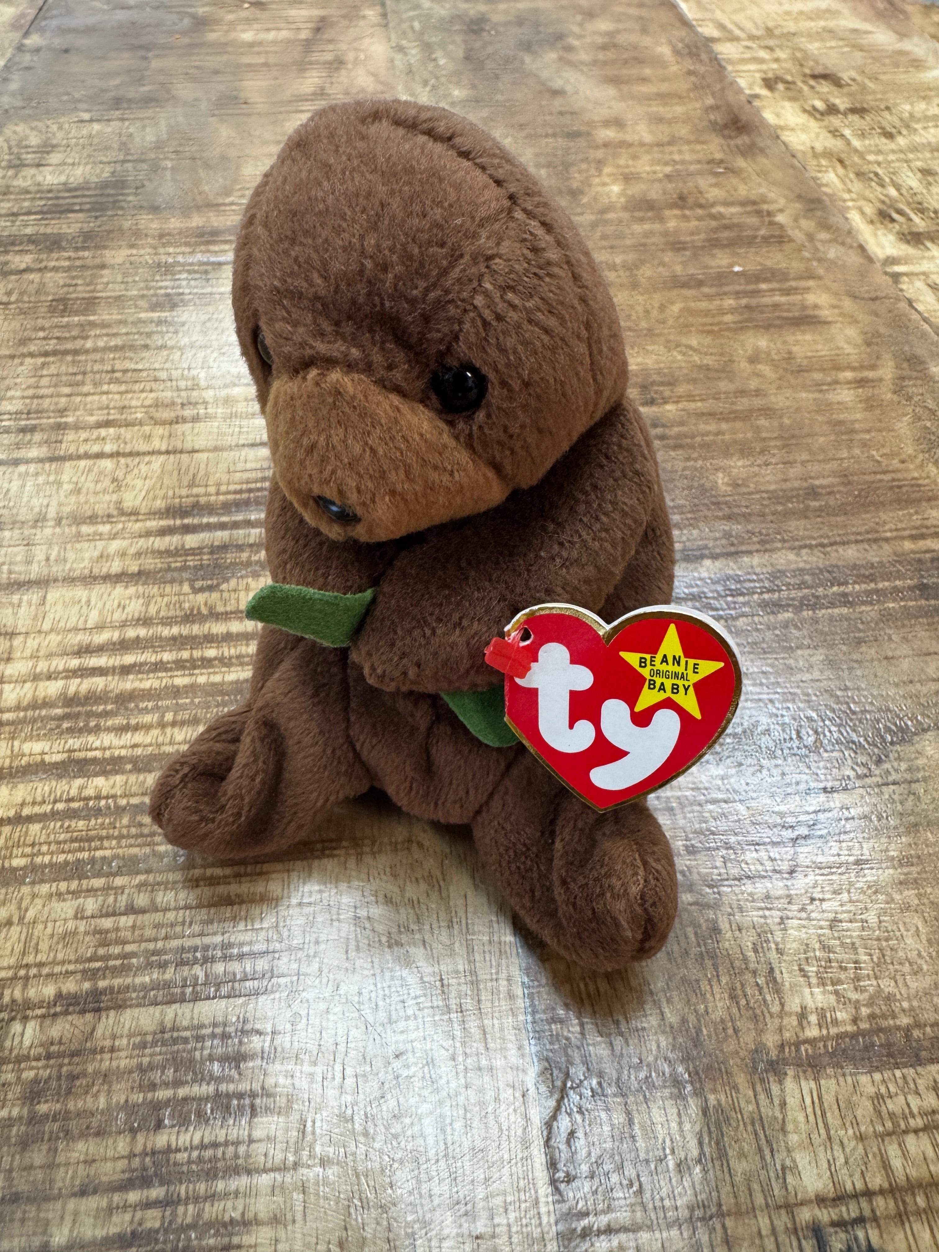 bear seaweed the otter beanie baby