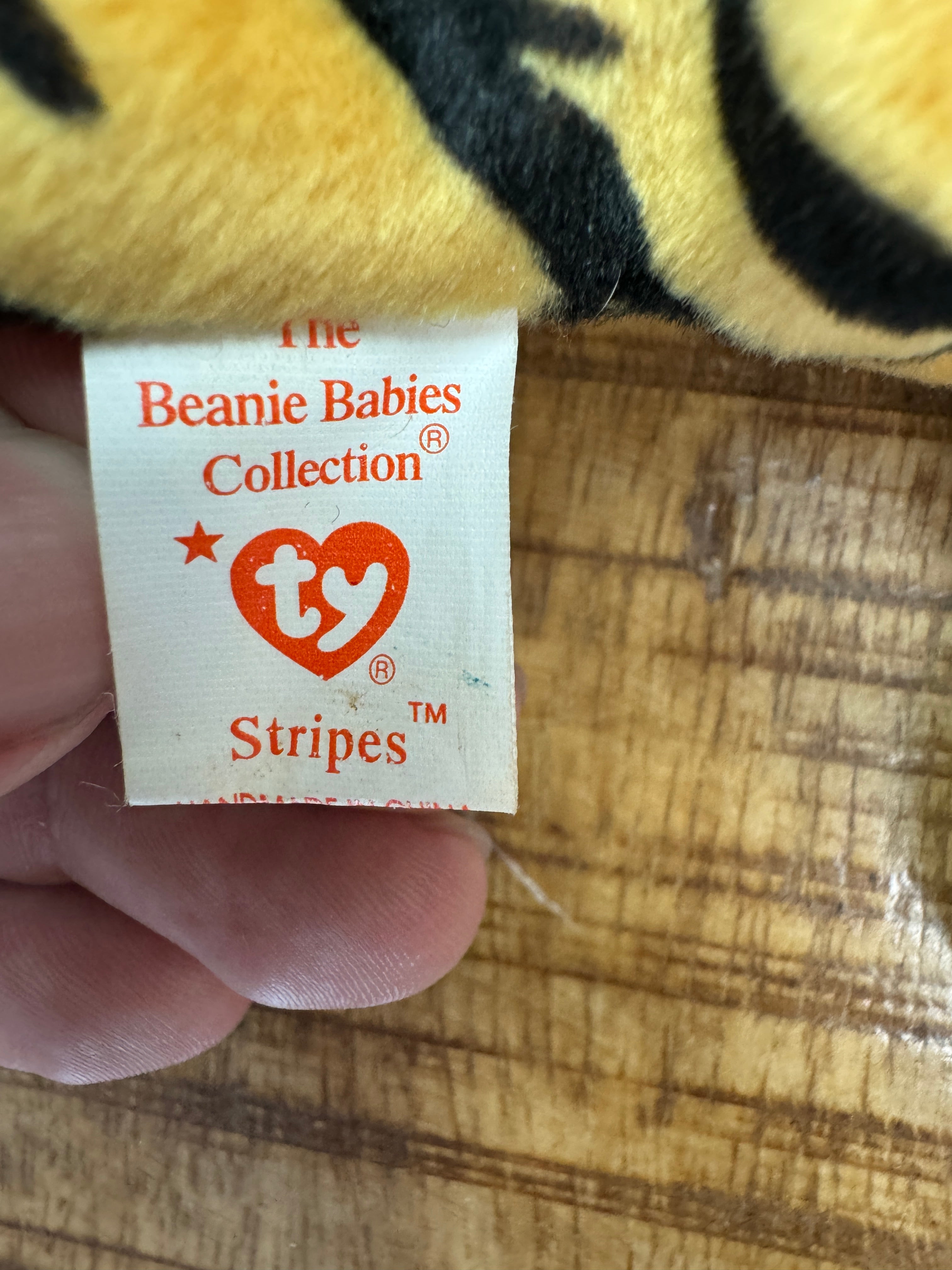 TY Beanie Babies Baby STRIPES the BENGAL TIGER Cat PVC Pellets RETIRED Vintage