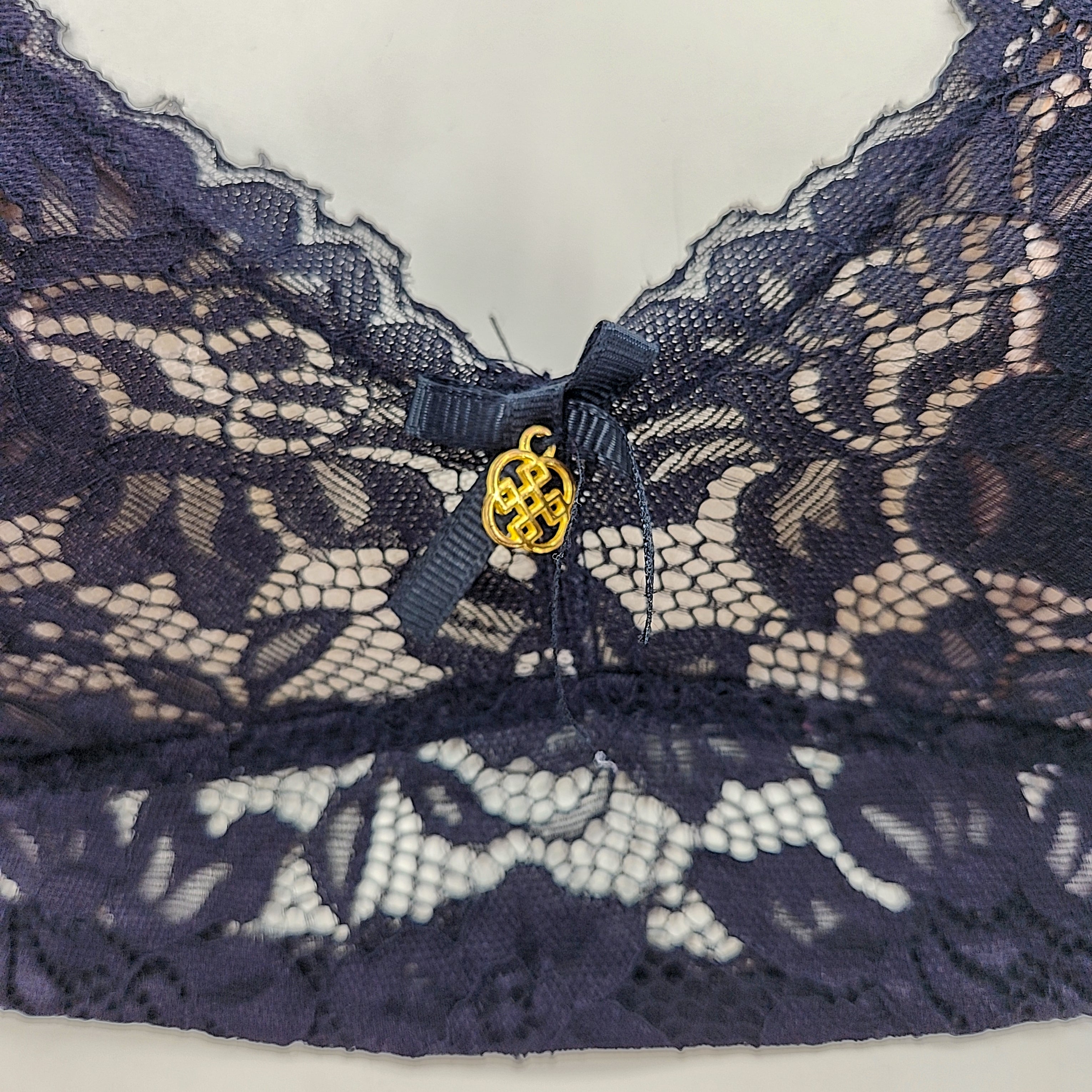 Daisy Fuentes Black Lace Bralette, Size Medium