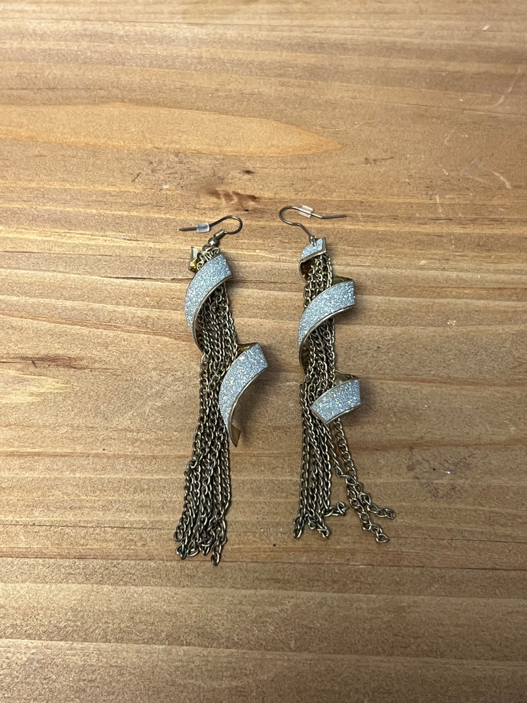 Vintage Gold Tone Bead and Tassel Drop/Dangle/Chandelier Earrings