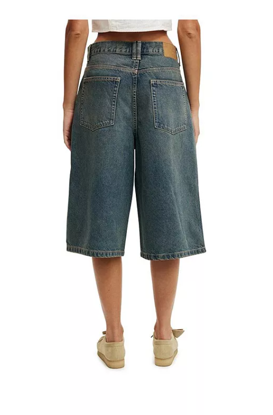 Cotton on Womens 91 Baggy Denim Jort - Shadow Brown, Size 28