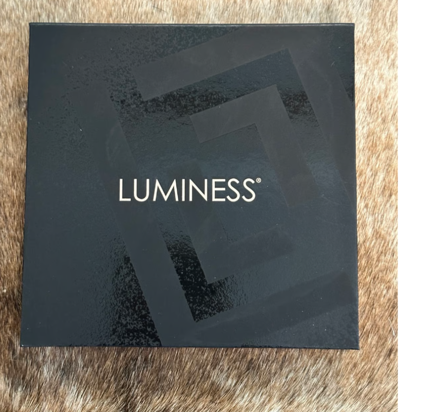 Luminess Nude and Naughty Eyeshadow