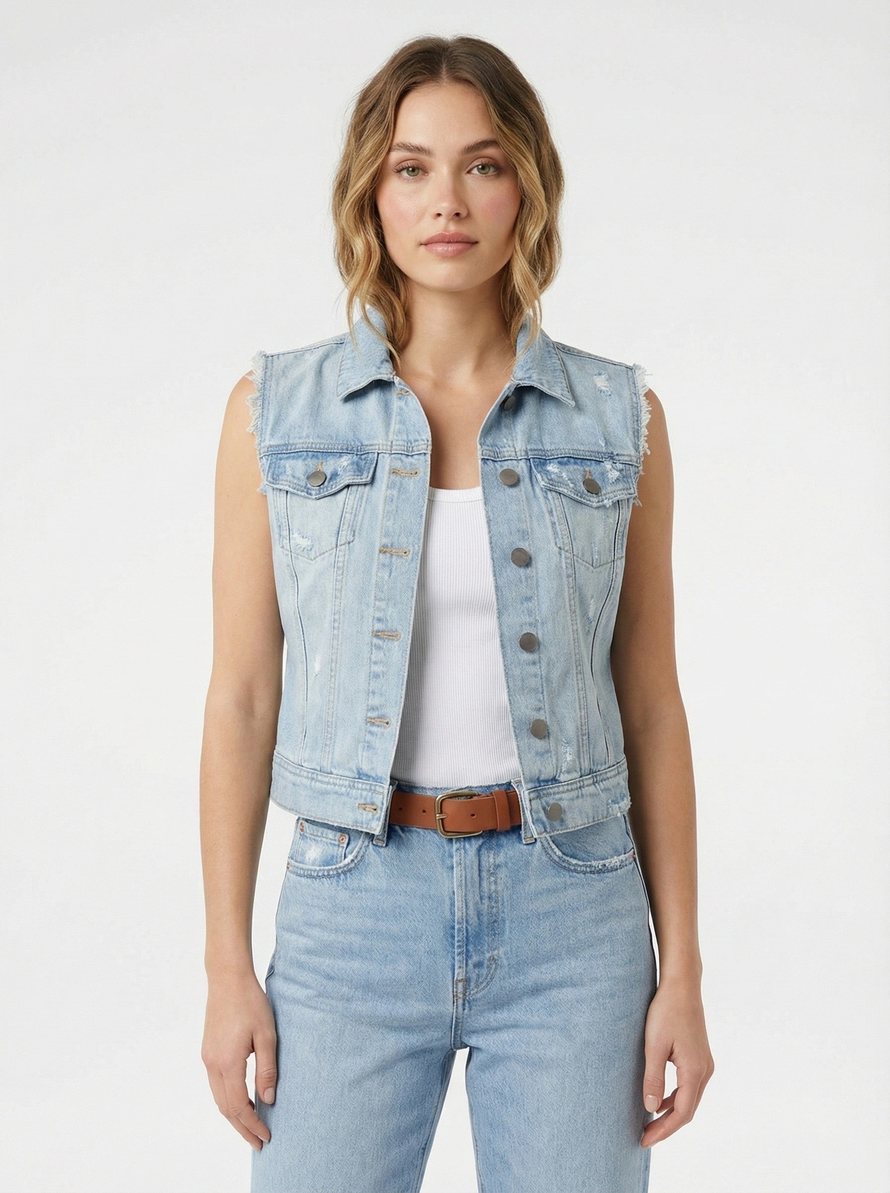 Paige Reagan Womens Distressed Stretch Denim Vest, Medium