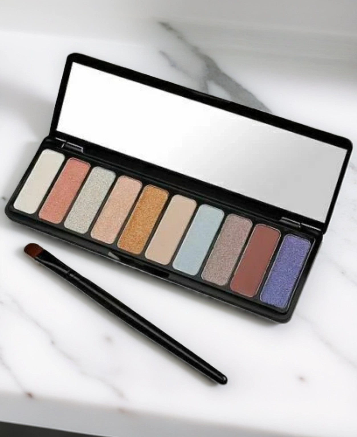 RH Macy 10 Color Galaxy Dust Eyeshadow Palette & Eye Shadow Brush New In Box