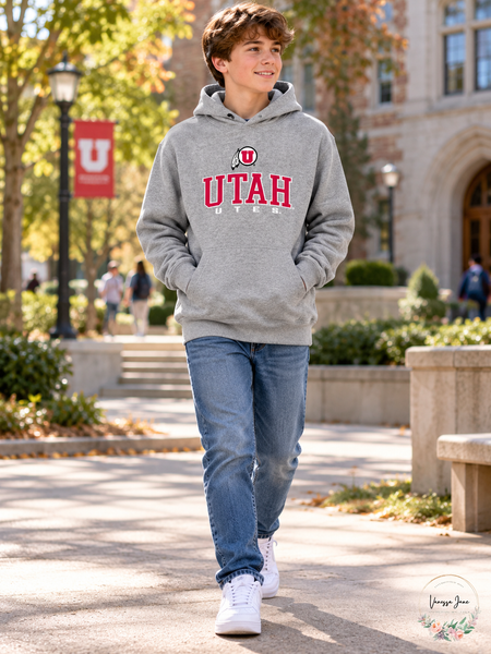 NCAA Utah Utes Youth Go-To Hoodie, Size X-Large – life photo, Vanessa Jane