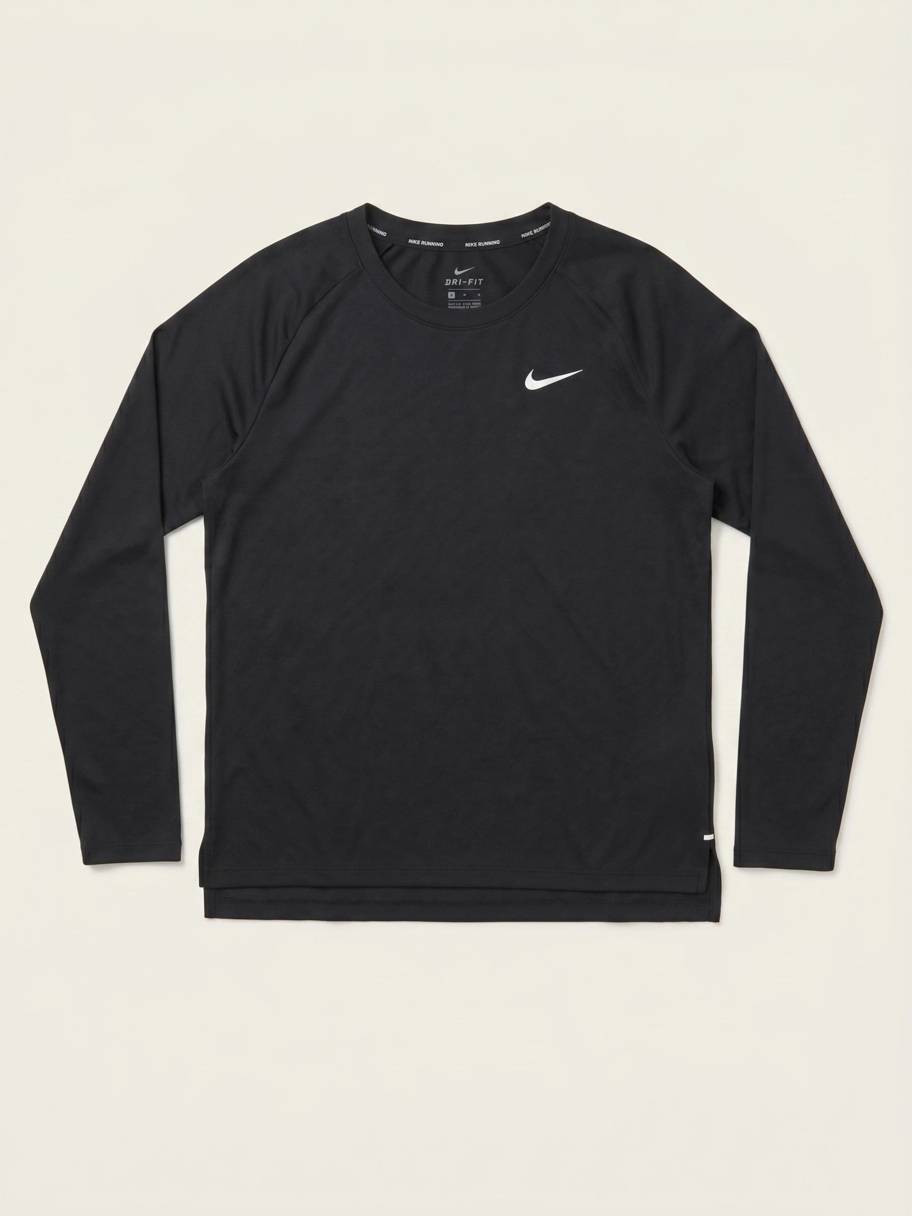 Nike Womens Breathe Dri Fit Long-Sleeve Top, Size Medium