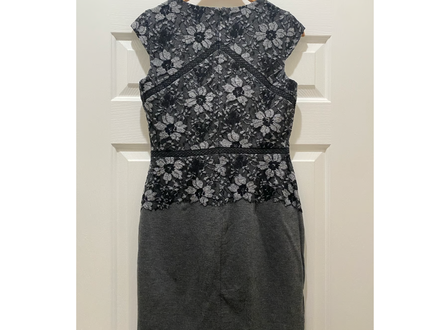 Ann Taylor Petite Dress Sleeveless Floral Lace Scoop Neck, Size 4 P