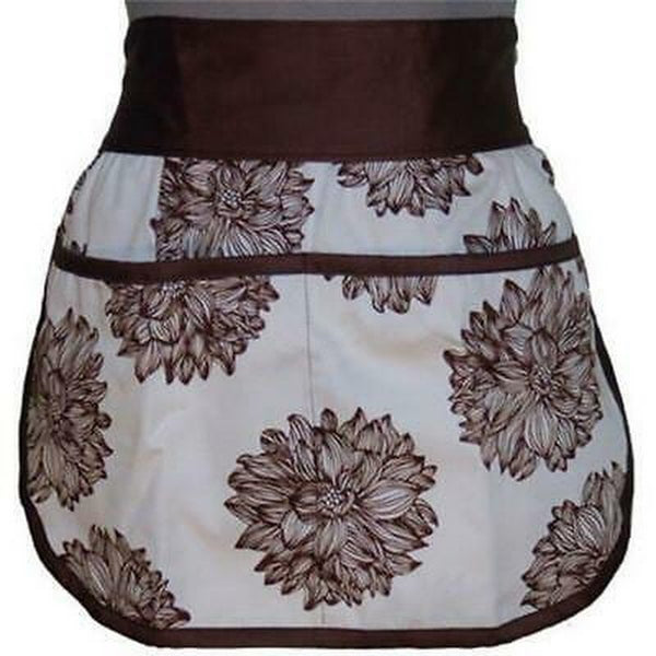 A Greener Kitchen AP010 Girls Organic Cotton Half Apron – Evelyn Chocolate Brown