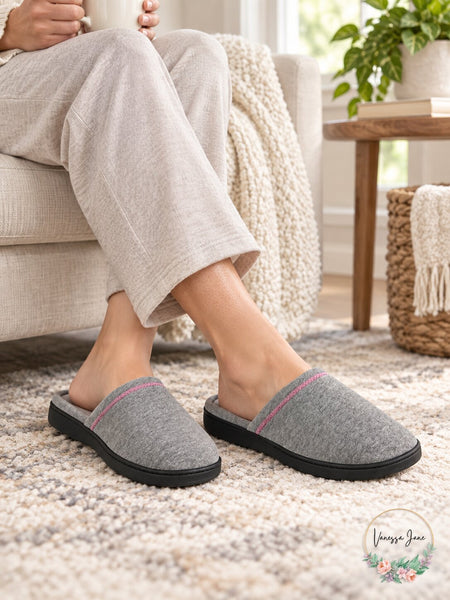 Isotoner Womens Heathered Jersey Jillian Clog Slipper, Size 7.5-8