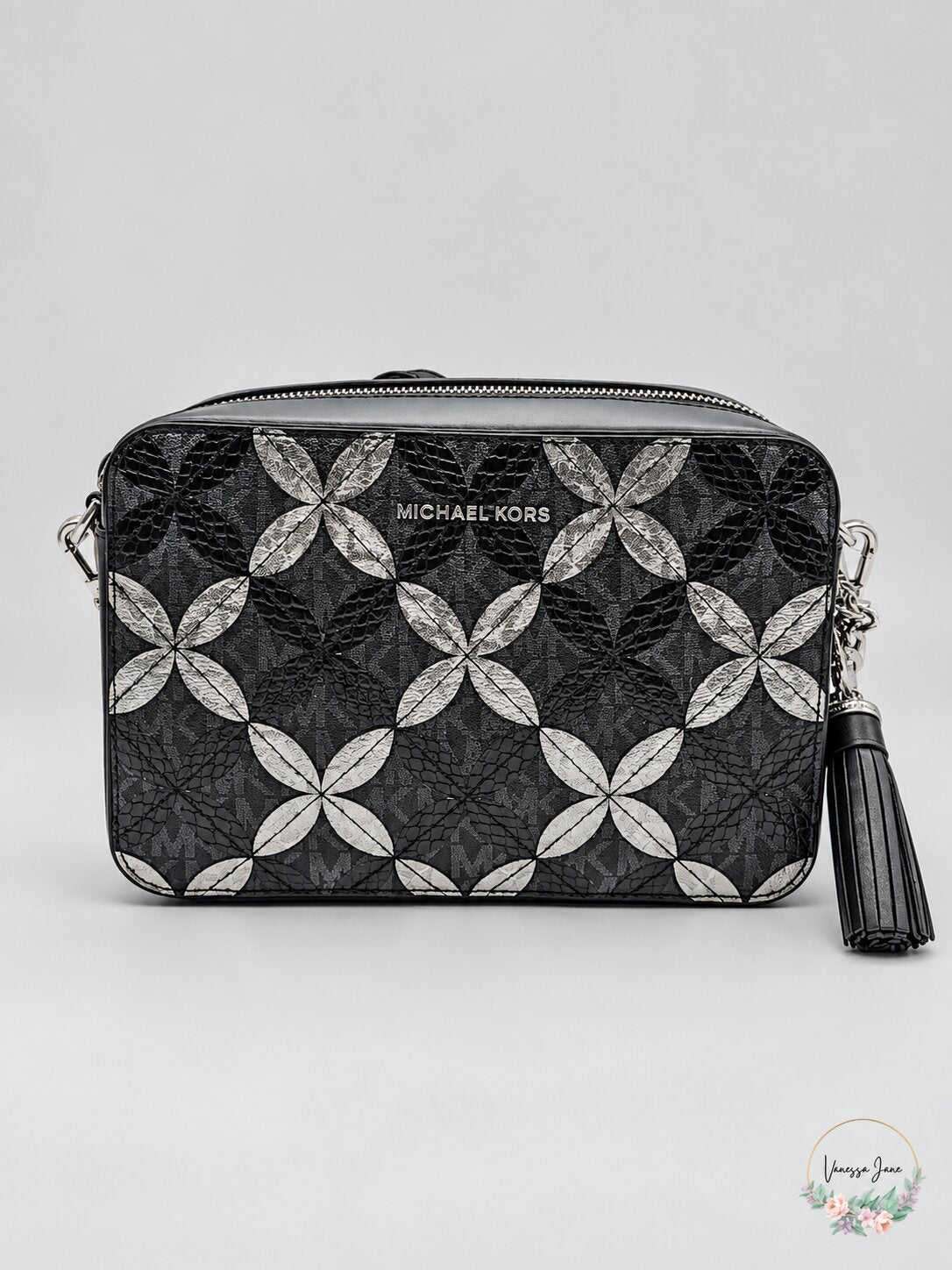 Michael Kors Crossbody MD Camera Bag