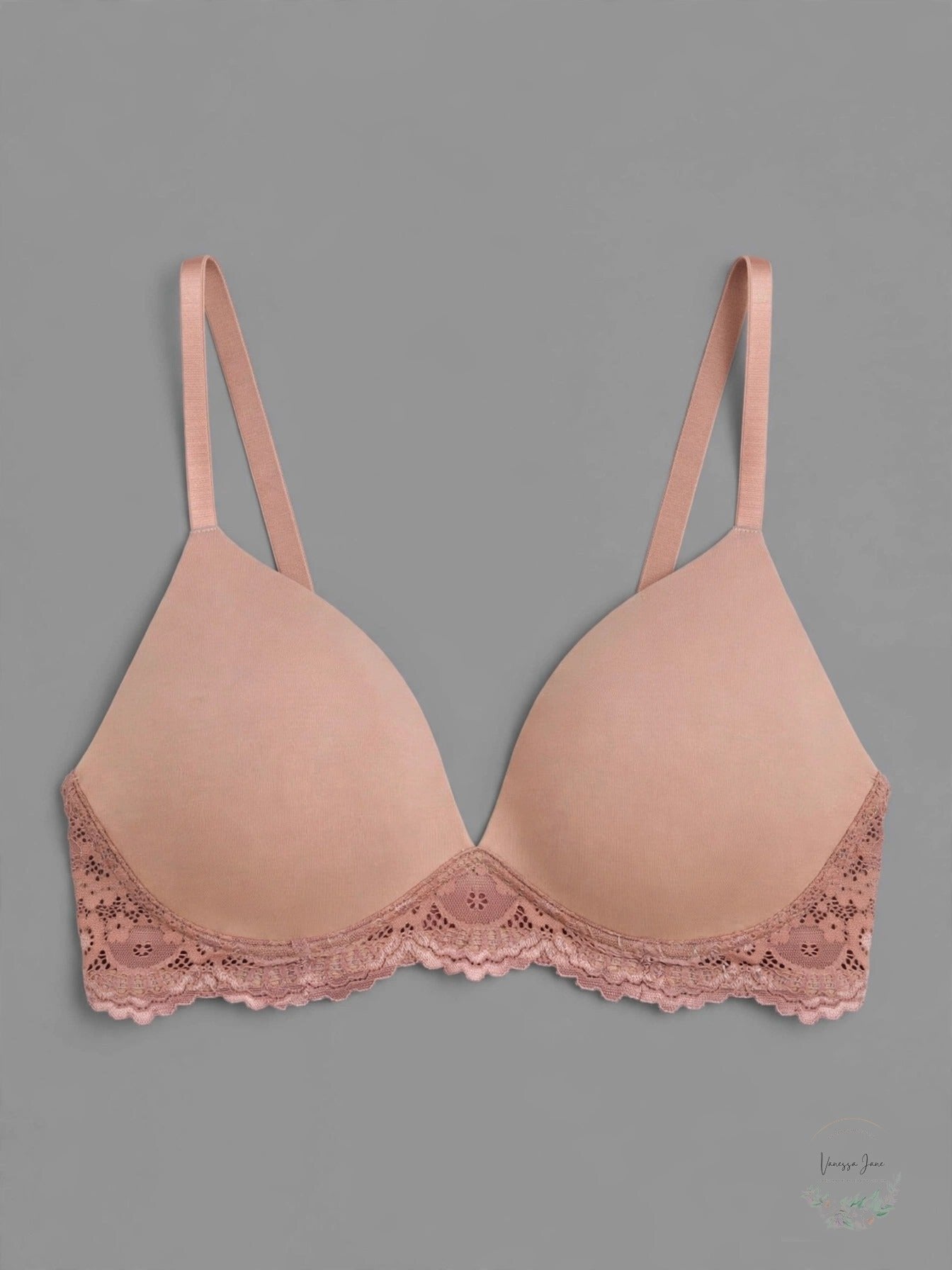 Adore Me Womens Jainey Contour Plunge Bra