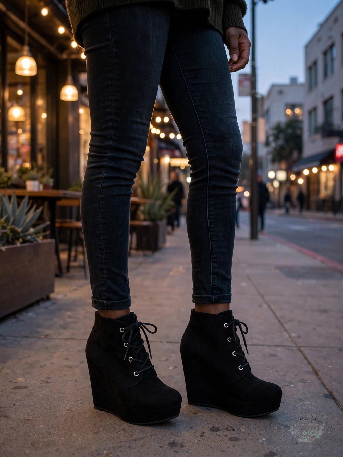 GBG Los Angeles Women's Aheela Lace-Up Wedge Bootie - 9.5