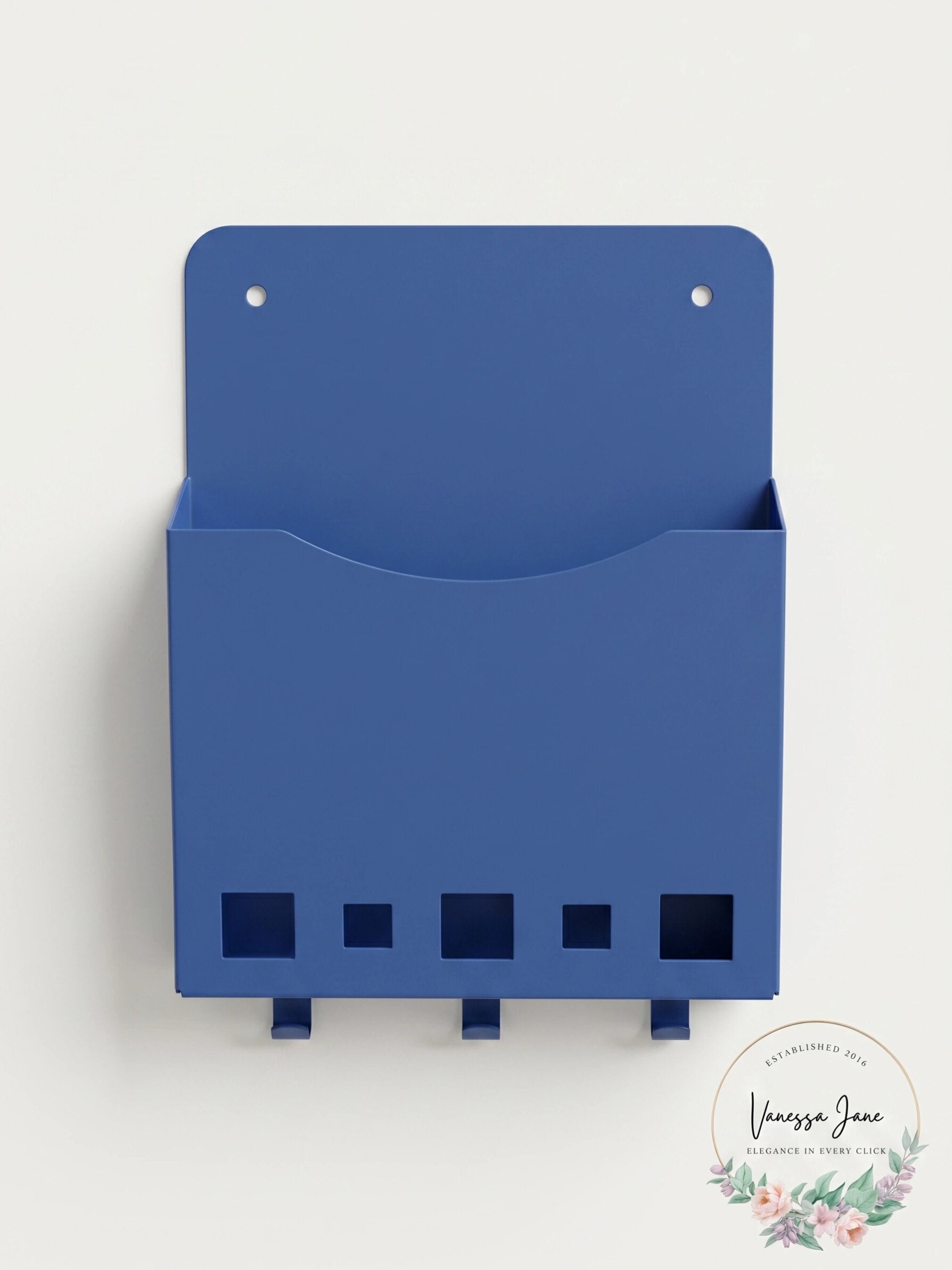 MMF Industries STEELMASTER Mail & Key Holder, White, 8 3/4H X 6 1/4W X 2D