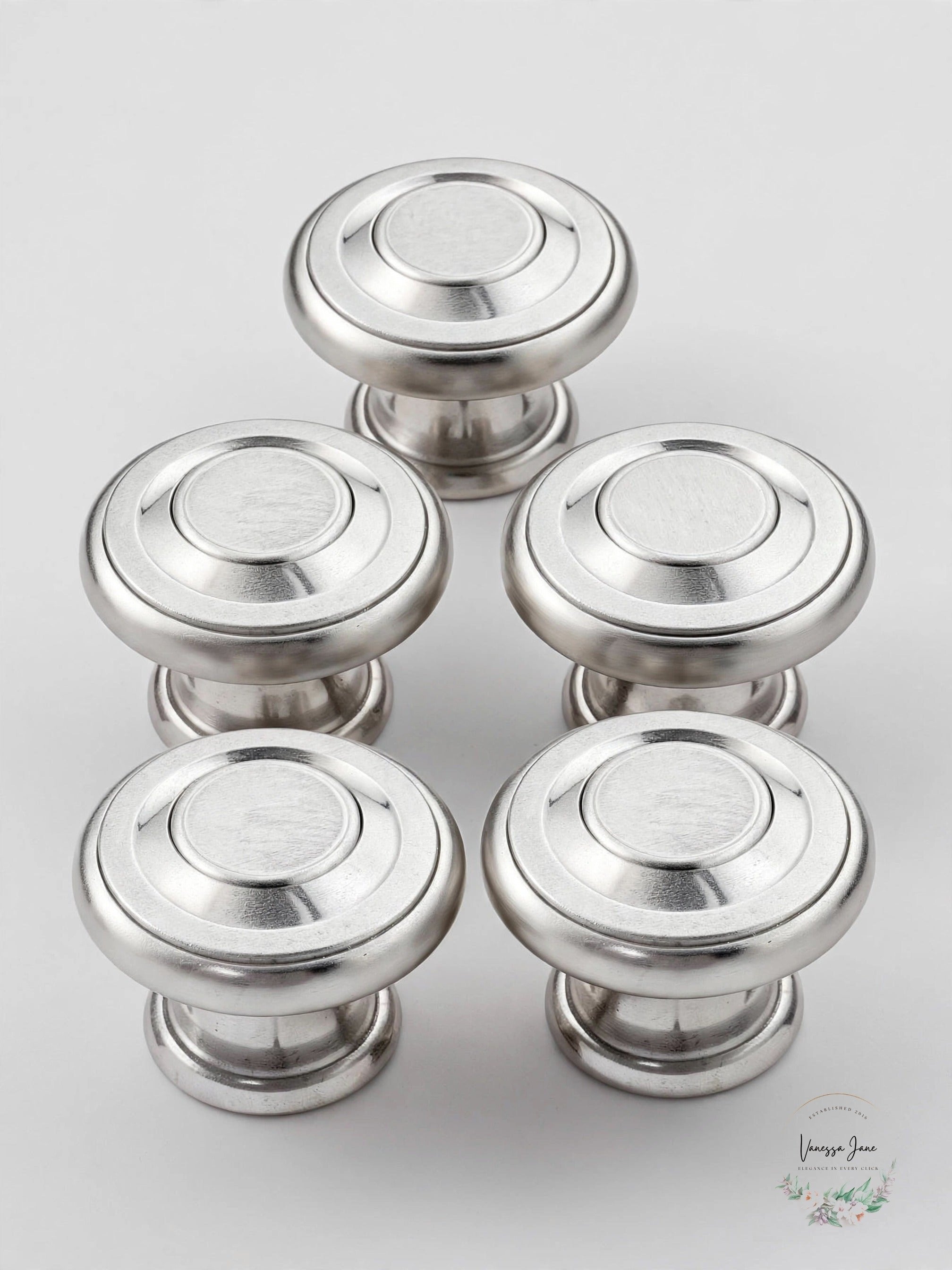 Brainerd Liberty 1-3/8 NI Harmon Knob 10-Pack Satin Nickel