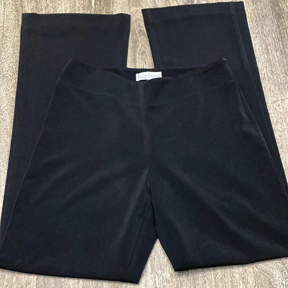 White House black market trousers wide leg side zipper, Size 2