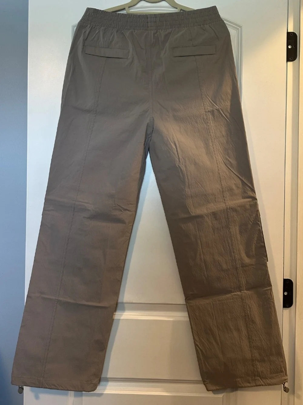 Mono B Nylon Cargo Pants - L - Mocha
