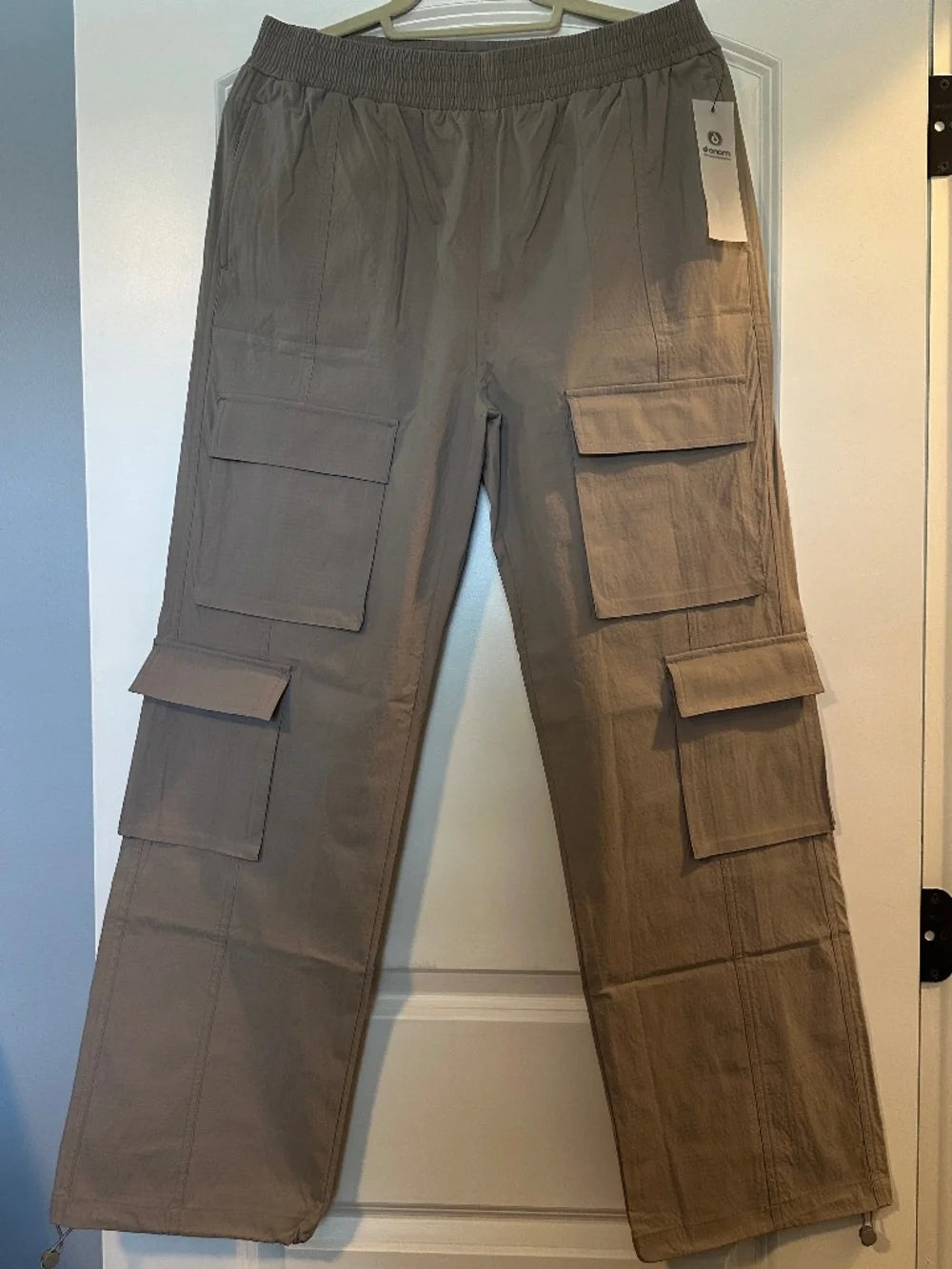 Mono B Nylon Cargo Pants - L - Mocha