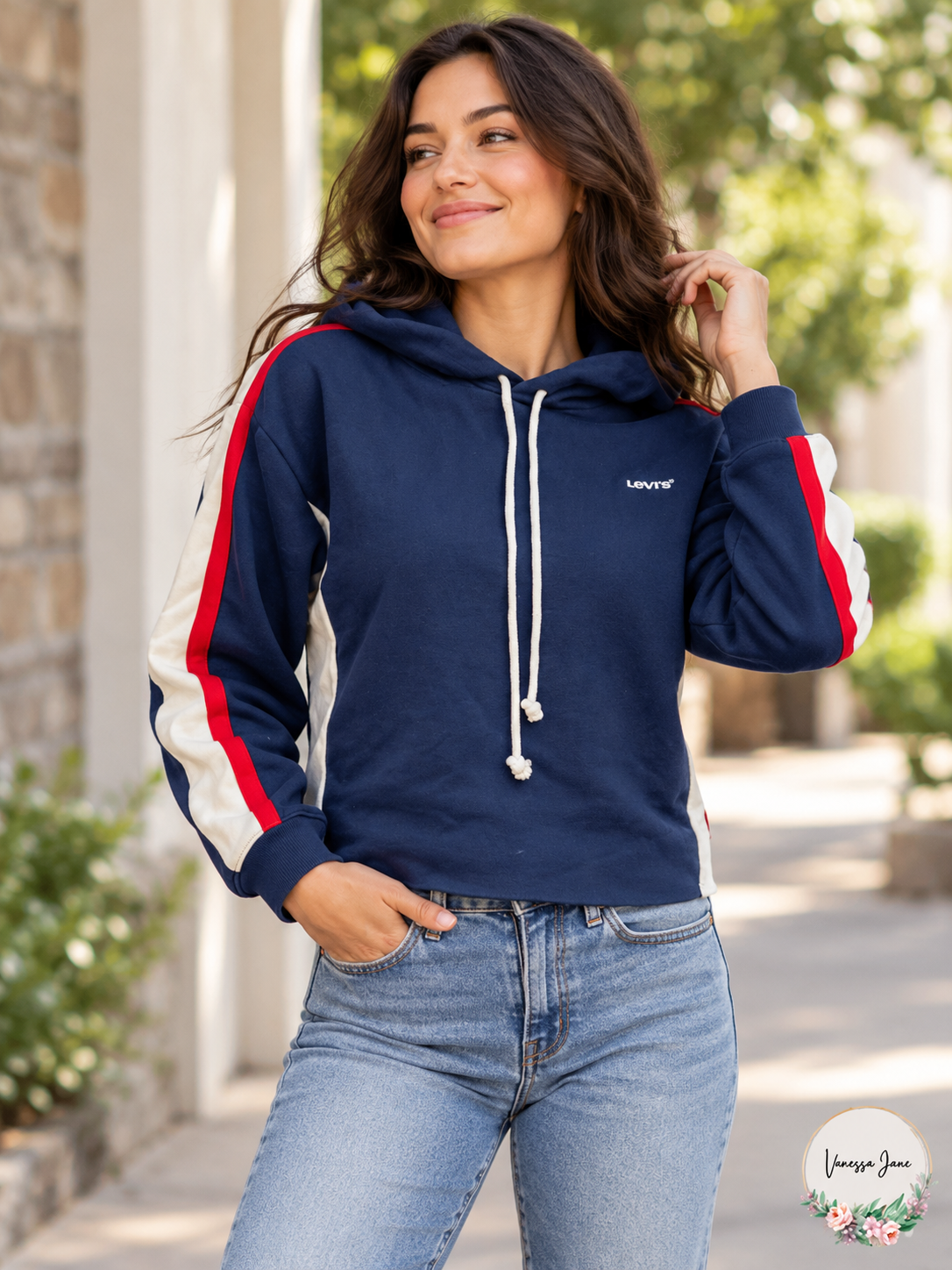 Levi's Women's Navy Colorblock Cropped Hoodie Medium