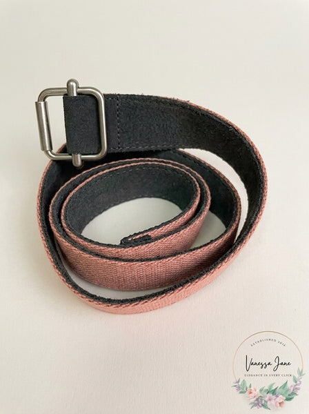 Beautiful Women's Grommet Web Belt, Size Large