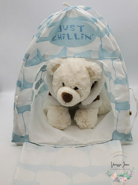 Build a Bear Just Chillin Polar Bear with Collapsible Igloo
