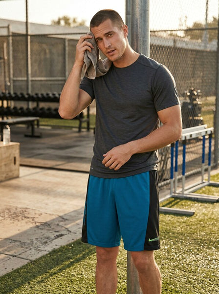 Nike Mens Standard Dri-Fit Colorblocked 8 Training Shorts, Size Small