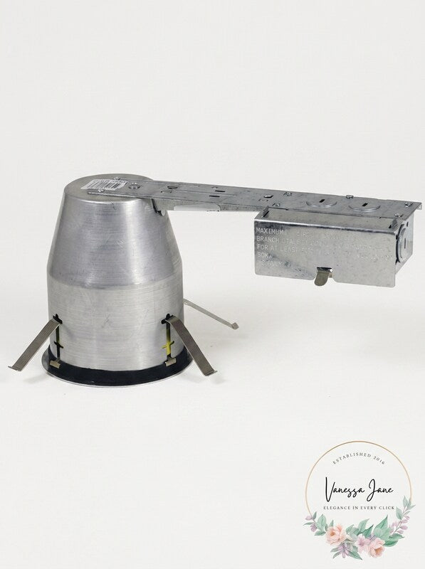 Nora NHIC-4LMRAT/277 Light Housing
