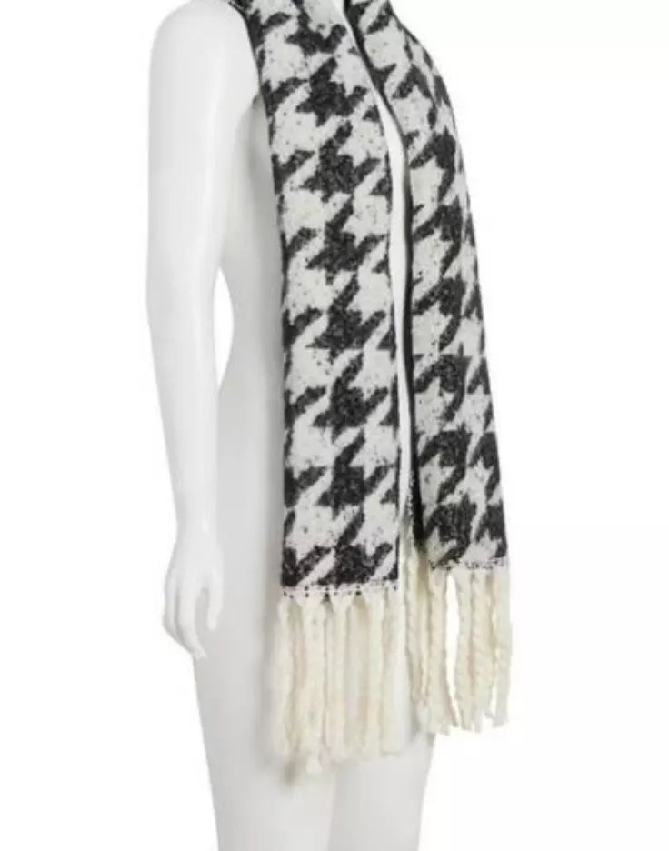 DKNY Womens Houndstooth Blanket Wrap, Black O/S