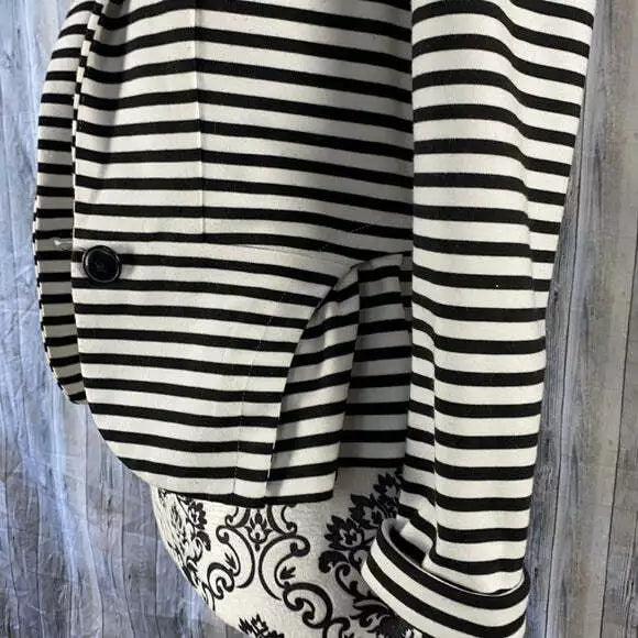 Elle Black and White Striped Structured Blazer, Size Small