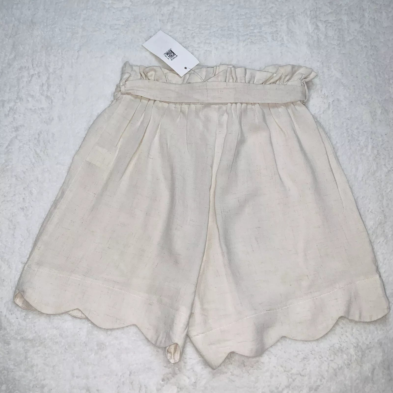 Monteau Big Girls Linen Scallop Hem Shorts, Size Small