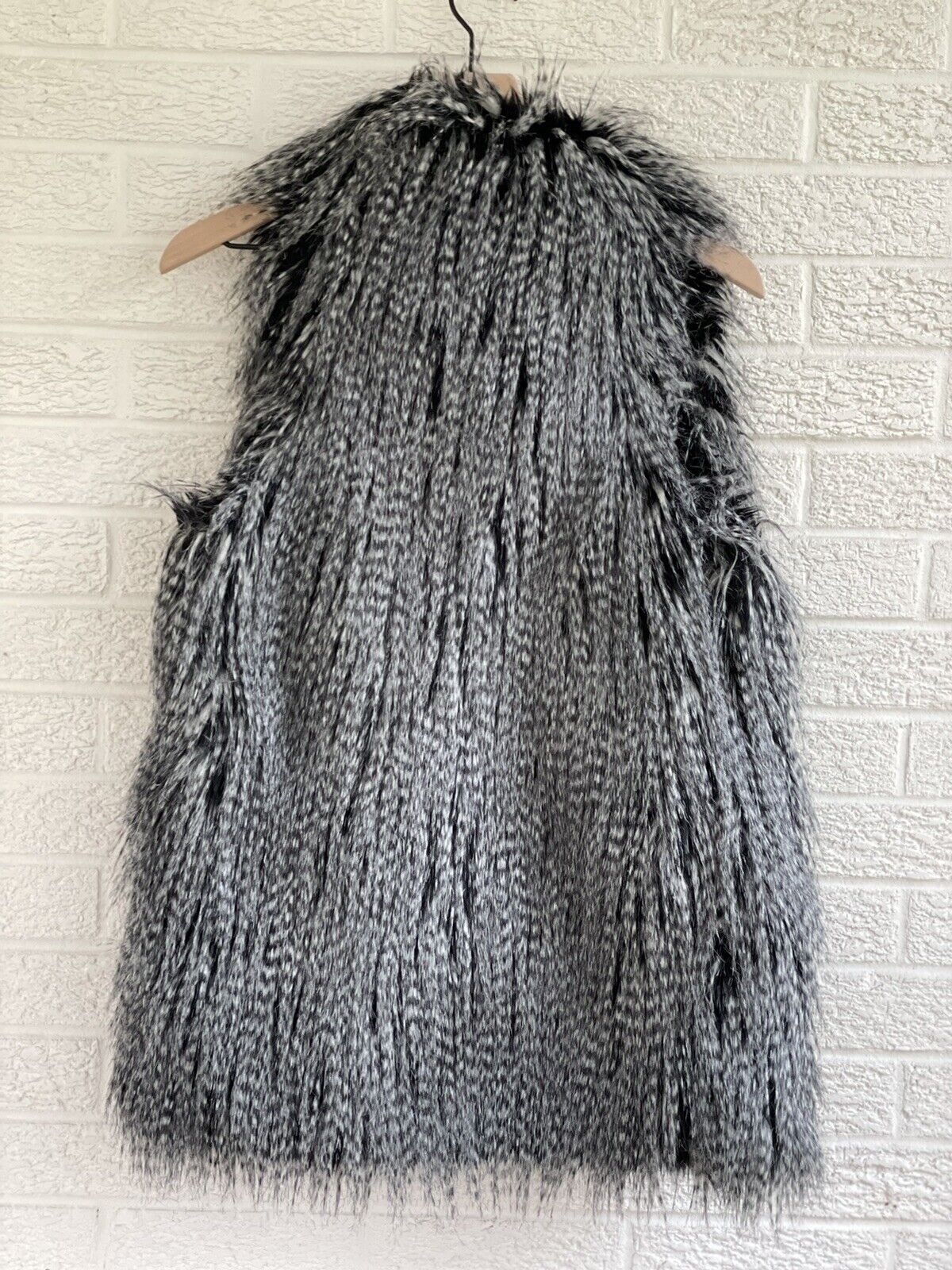 Alice + Olivia Chris Faux Fur Shawl Collar Vest Grey XS