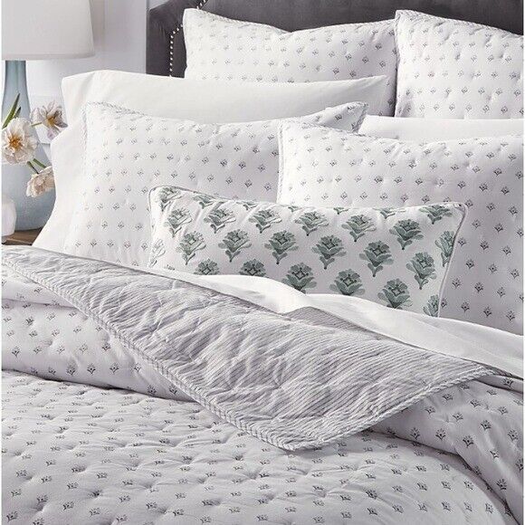 Sky Scallop Reversible Coverlet