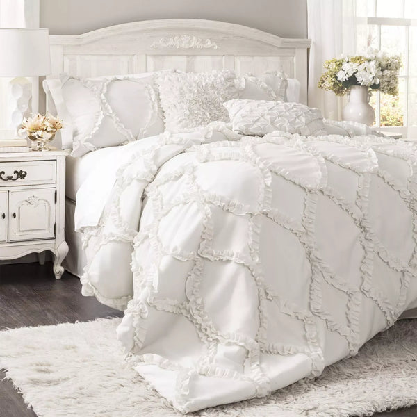 LUSH DÉCOR Avon 3-Piece King Comforter Set