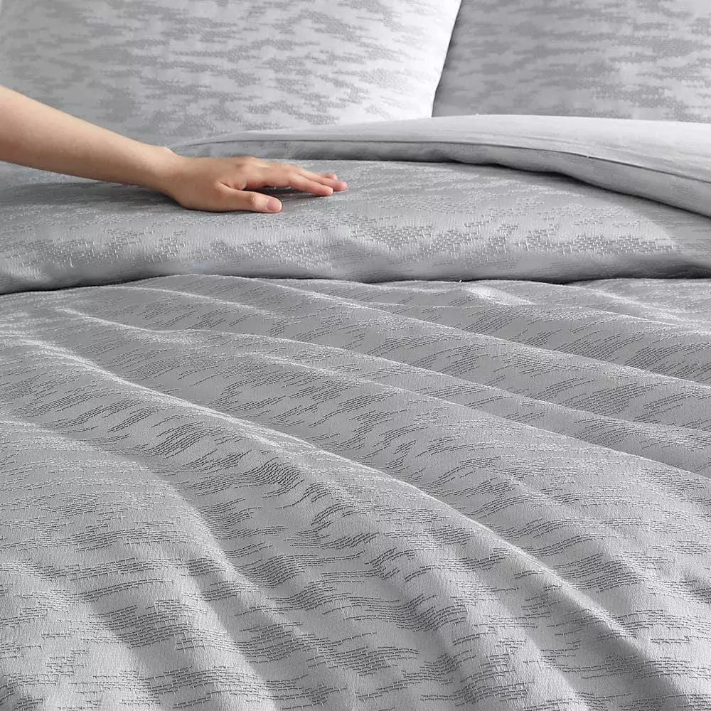 Vera Wang Illusion Grey Comforter Set, King