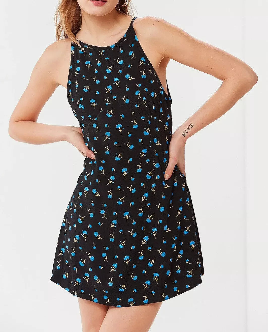 Urban Outfitters UO Mabel Black Blue Floral High-Neck Empire Mini Dress Size 0