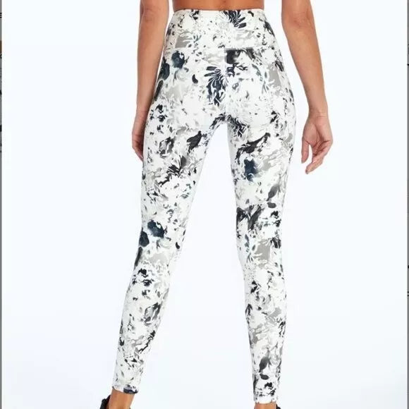 Balance Collection Womens Leggings BLACK - 25 Black Watercolor Floral Contender , Size S