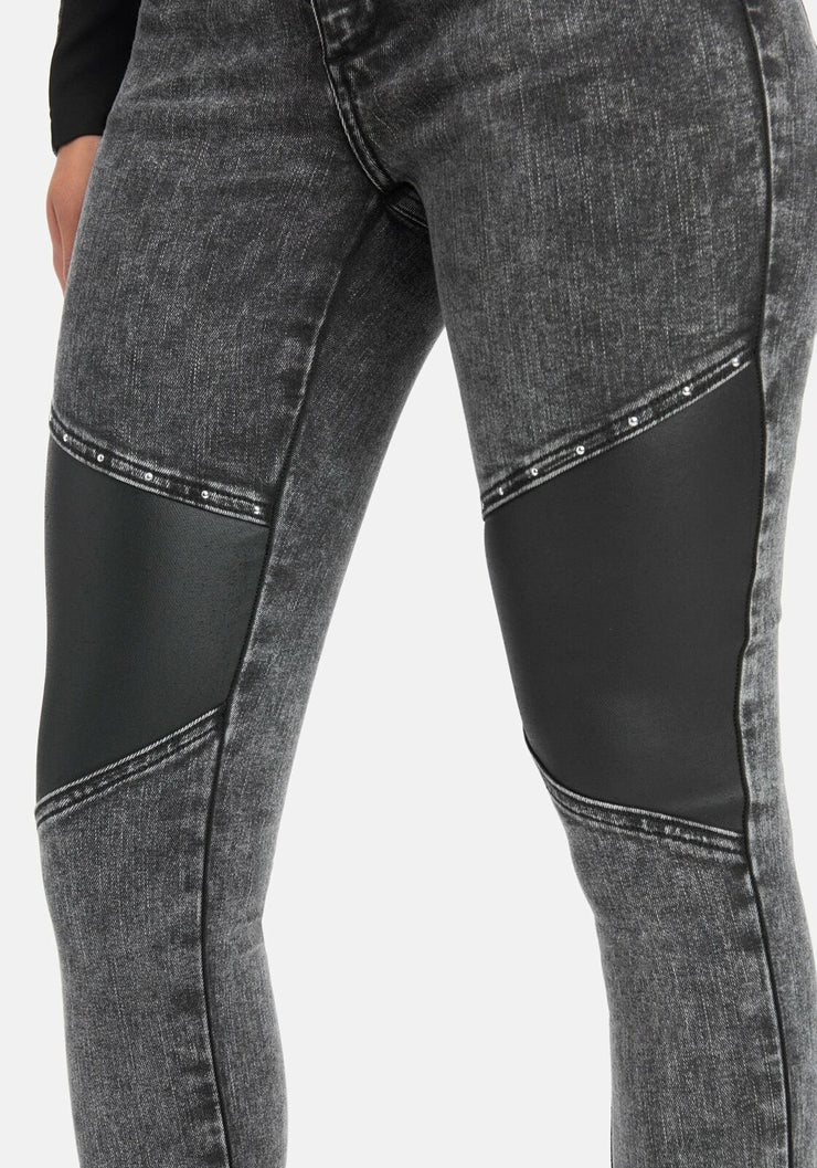 Bebe Womens Black Acid Wash Stud Detail Skinny Jeans, Size 28