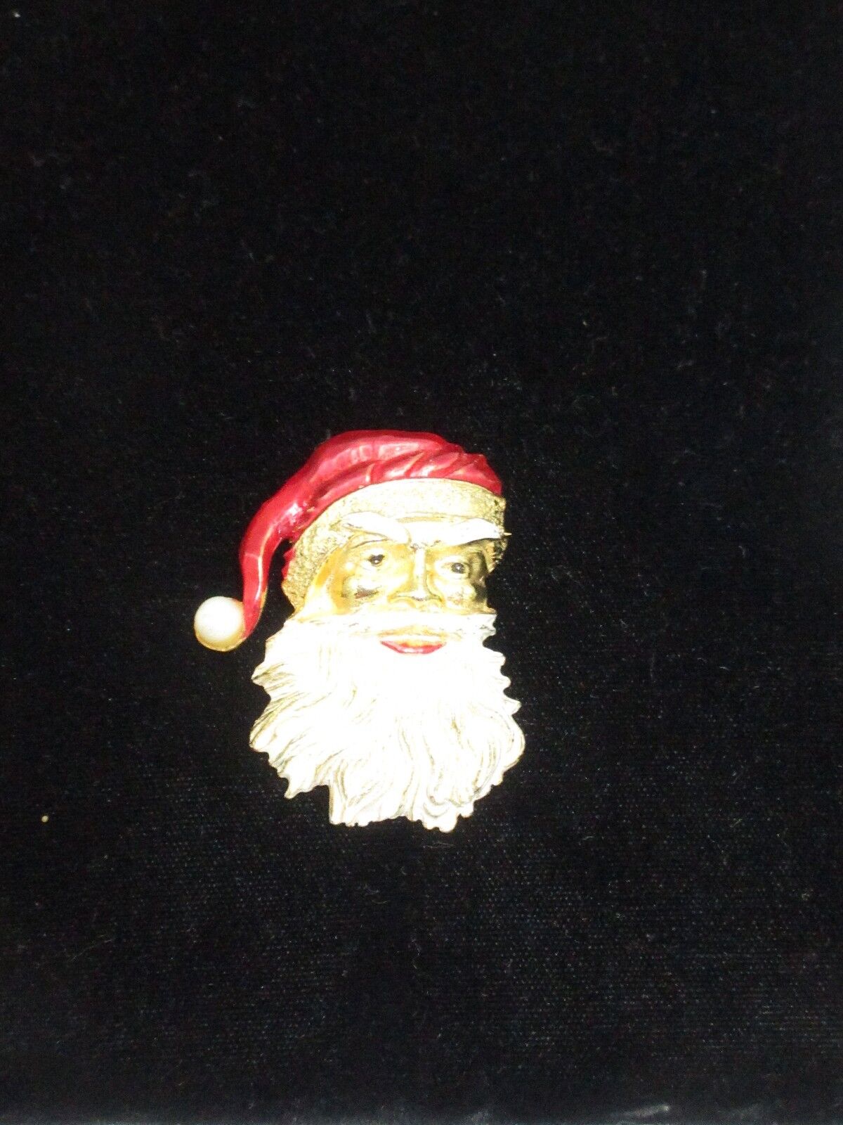 Vintage Holiday Pin Brooch Gold Tone Christmas Santa Clause Face