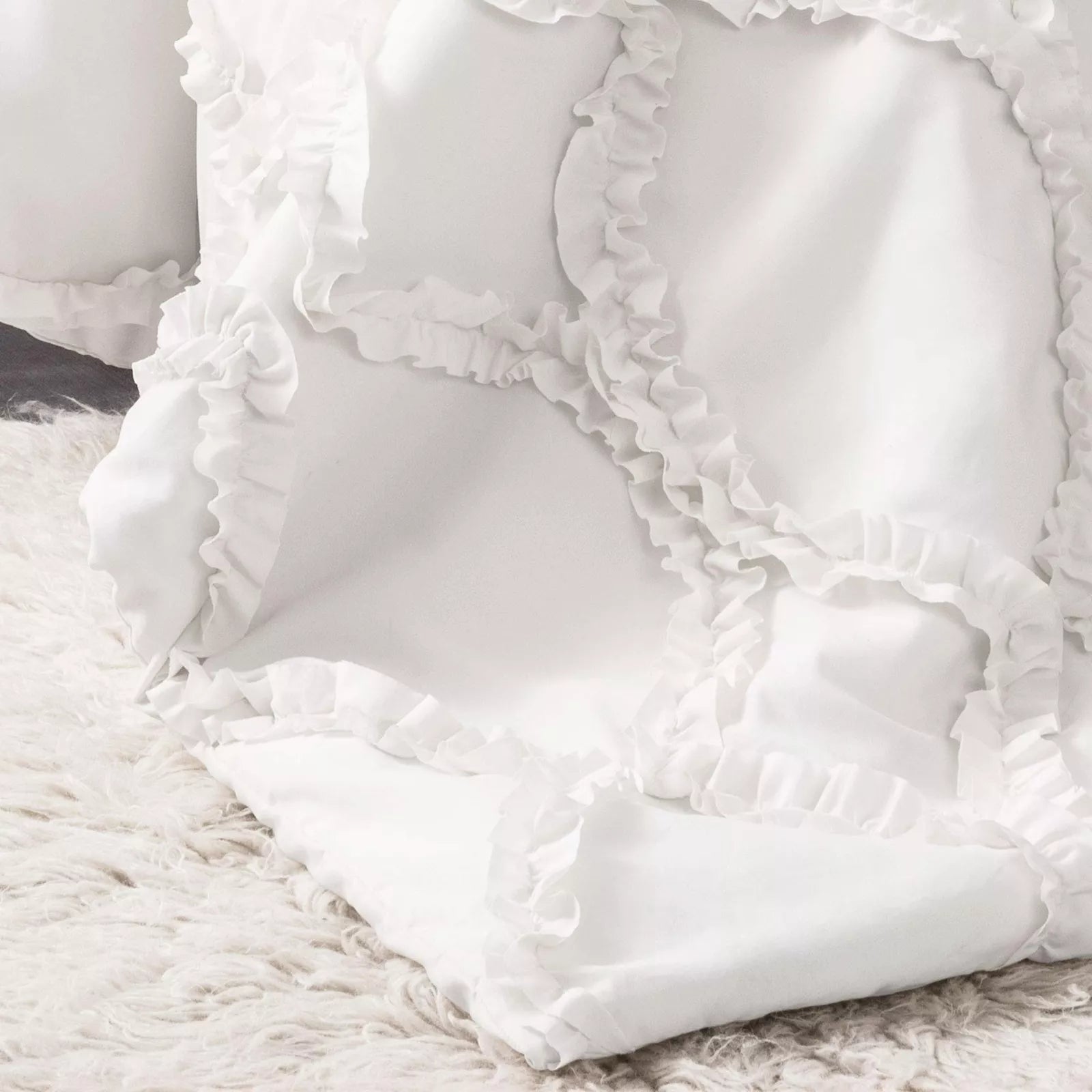 LUSH DÉCOR Avon 3-Piece King Comforter Set