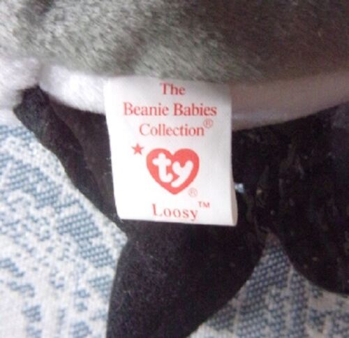 1998 Ty Beanie Baby Loosy the goose Retired with Errors