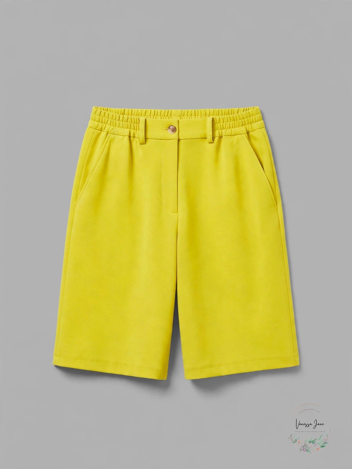 French Connection Emiko Whisper Bermuda Shorts in Warm Olive, Size 4