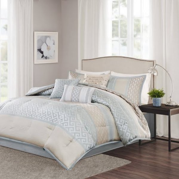 Madison Park 7pc Queen William Jacquard Comforter Set Aqua