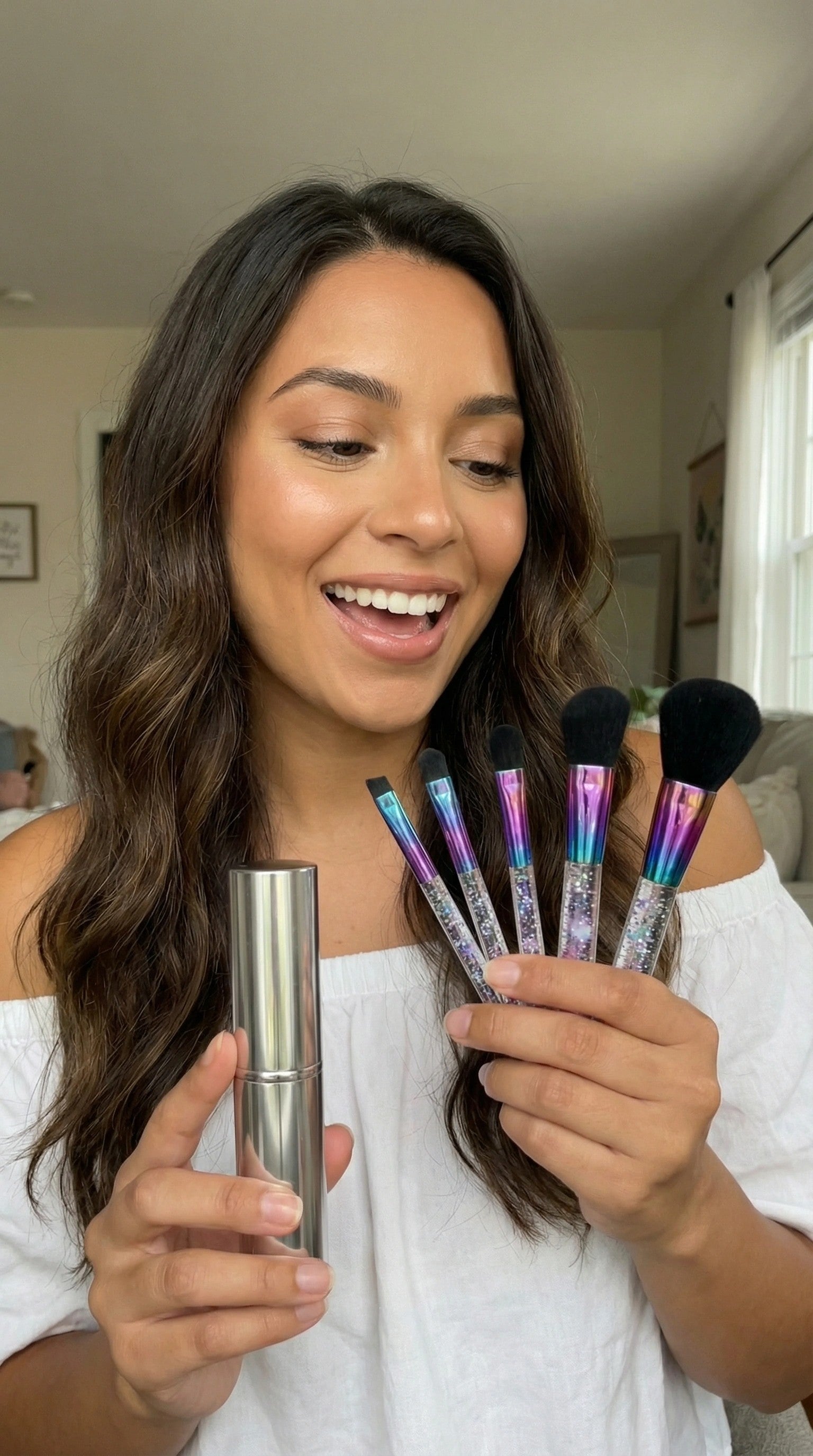 Beauty 5 Mini Sparkle and Shine Galactic Makeup Brushes with Travel Case